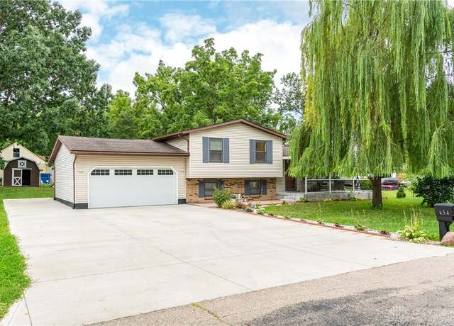 Property at 634 Mentor Ave, Dayton, OH 45404, 3 beds, 3 baths