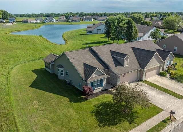 Property at 2308 Wilshire Dr, Piqua, OH 45356, 2 beds, 2 baths