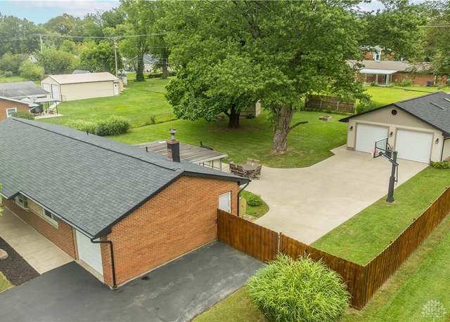Property at 2110 Grange Hall Rd, Beavercreek, OH 45431, 3 beds, 1.5 baths