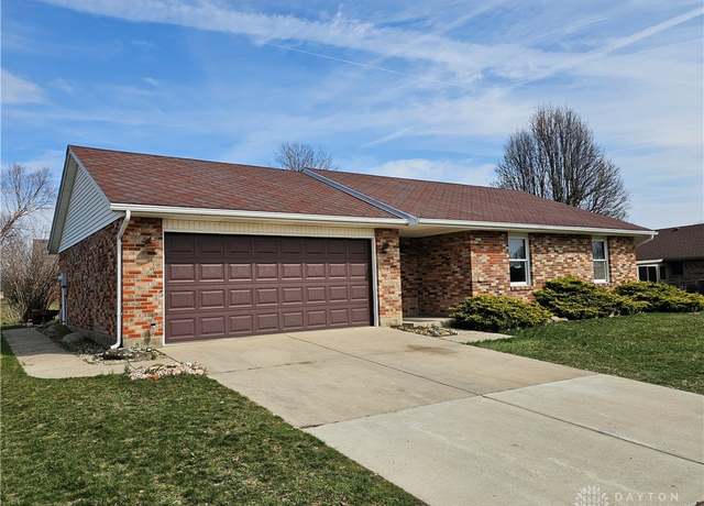 Property at 512 Buckeye Dr, Eaton, OH 45320, 3 beds, 2 baths