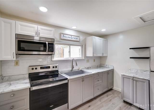 Property at 2220 Superior Ave, Springfield, OH 45505, 2 beds, 1 bath