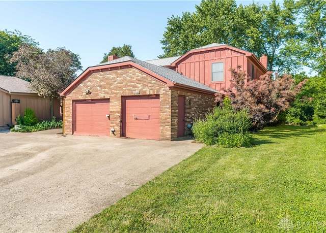 Property at 1134 Katie Cir, Beavercreek, OH 45434, 2 beds, 1.5 baths