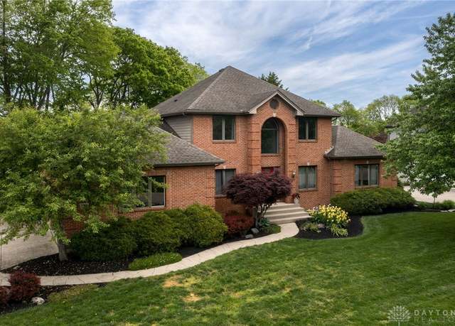 Property at 785 Heatherwoode Cir, Springboro, OH 45066, 4 beds, 3.5 baths