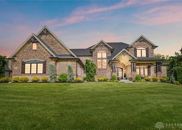Property at 7902 Locust Grove Ct, Springboro, OH 45066, 6 beds, 5.5 baths