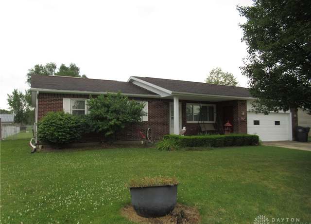 Property at 706 Lynwood St, Union City, OH 45390, 2 beds, 1.5 baths