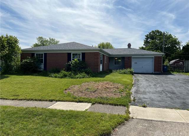 Property at 7073 Cliffstone Dr, Huber Heights, OH 45424, 3 beds, 2 baths