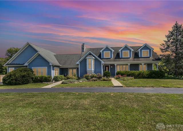 Property at 8648 Compton Rd, Waynesville, OH 45068, 4 beds, 3.5 baths
