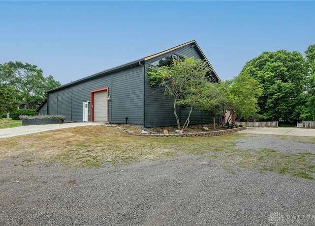 Property at 9891 Sugar St, Germantown, OH 45327, 3 beds, 2 baths