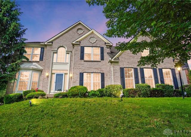 Property at 2435 Forest Oaks Dr, Beavercreek, OH 45431, 5 beds, 4 baths