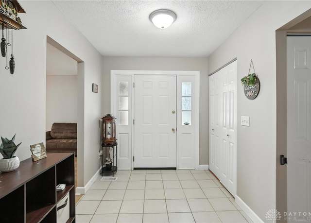 Property at 4984 Sweetleaf Dr, Dayton, OH 45424, 4 beds, 2 baths