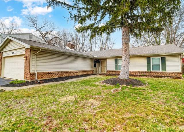 Property at 4010 Cozycroft Dr, Dayton, OH 45424, 4 beds, 2 baths