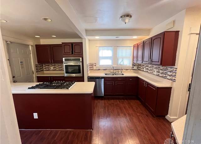 Property at 50 Knecht Dr, Dayton, OH 45405, 3 beds, 2 baths