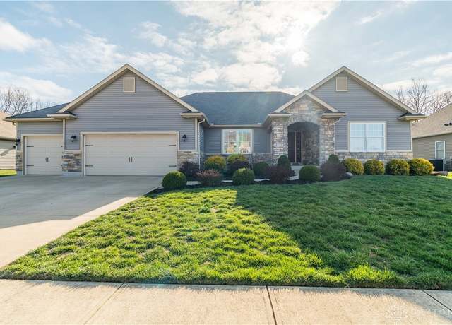 Property at 703 Sherwood Dr, Troy, OH 45373, 4 beds, 3 baths