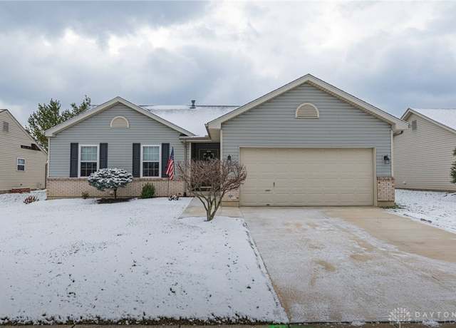 Property at 1550 Farrington Dr, Kettering, OH 45420, 3 beds, 2 baths