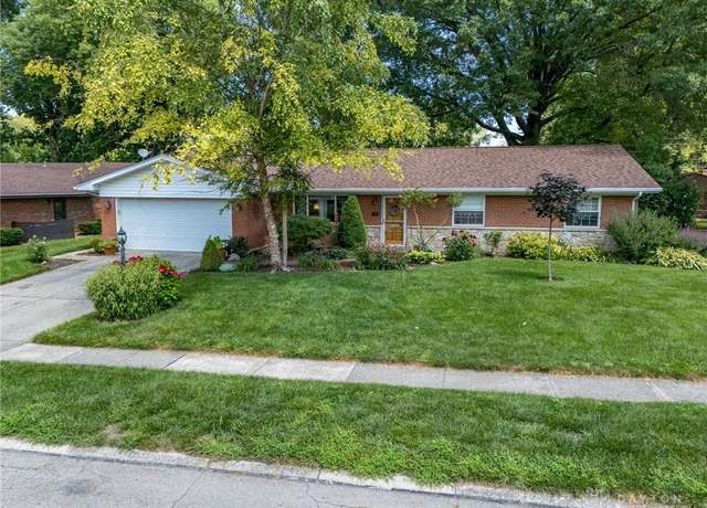 Property at 5184 Sugar Maple Dr, Dayton, OH 45440, 3 beds, 2 baths