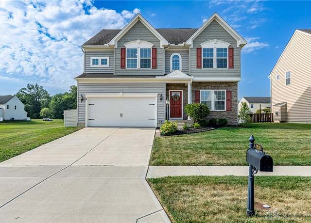 Property at 7131 Bluestream Dr, Tipp City, OH 45371, 4 beds, 3.5 baths