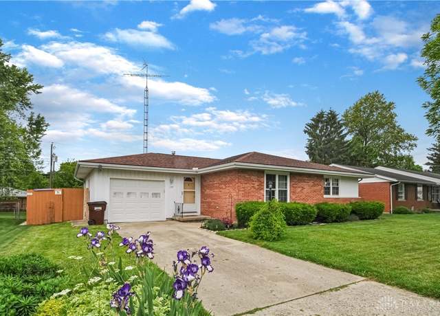 Property at 132 Hiawatha Dr, Greenville, OH 45331, 3 beds, 1.5 baths