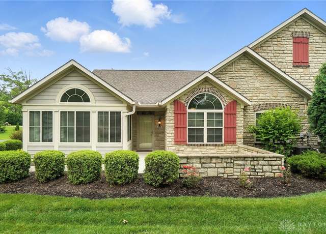 Property at 164 Scarborough Village Dr, Washington Twp, OH 45458, 2 beds, 2 baths