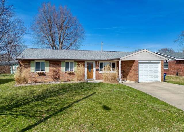 Property at 1516 Fairfax Ave, Piqua, OH 45356, 3 beds, 1 bath