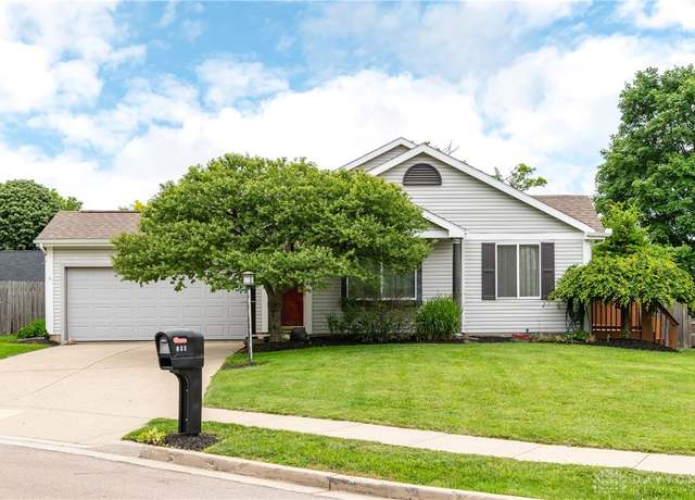 Property at 822 Olde Farm Ct, Vandalia, OH 45377, 3 beds, 2.5 baths