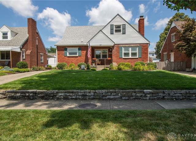 Property at 917 Warrington Pl, Dayton, OH 45419, 4 beds, 2 baths