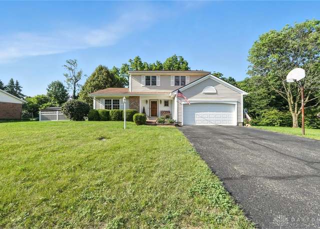 Property at 3530 Heatherwood Ave, Springfield, OH 45503, 4 beds, 2.5 baths