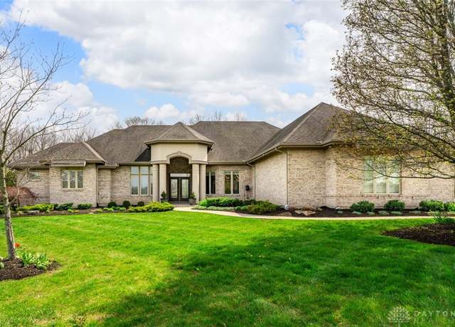 Property at 8306 Palm Trace Ct, Waynesville, OH 45068, 3 beds, 2.5 baths