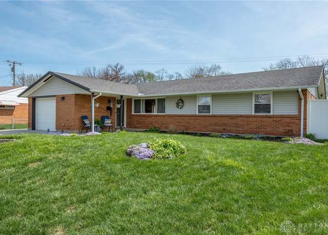 Property at 6190 Sandbury Dr, Dayton, OH 45424, 3 beds, 2 baths