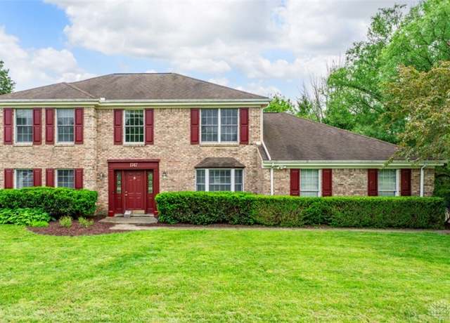 Property at 1747 Maple Ln, Beavercreek, OH 45432, 3 beds, 3 baths