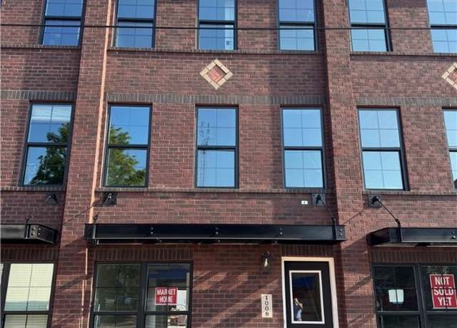 Property at 1009 W Third St, Dayton, OH 45402, 2 beds, 2.5 baths