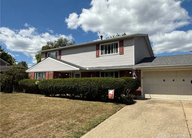 Property at 6447 Highbury Rd, Huber Heights, OH 45424, 4 beds, 2.5 baths