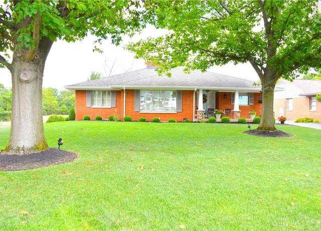 Property at 1511 Broadway, Piqua, OH 45356, 3 beds, 2 baths