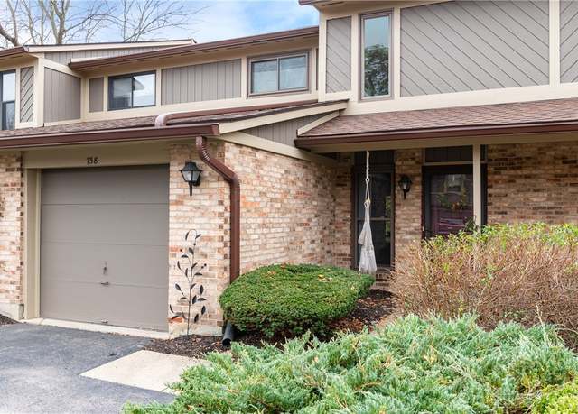 Property at 738 Hidden Valley Ct, Fairborn, OH 45324, 2 beds, 2.5 baths