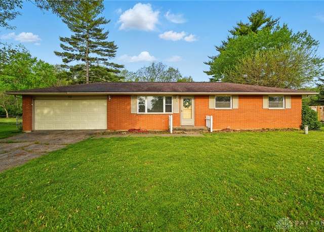 Property at 59 Janet Ave, Carlisle, OH 45005, 3 beds, 1.5 baths