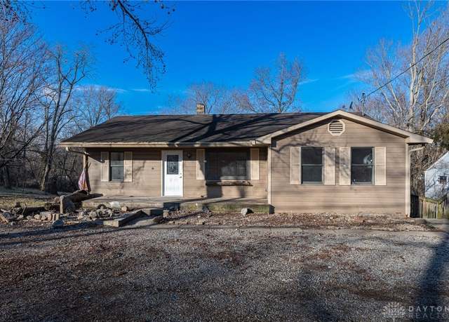 Property at 3620 S Main St, Middletown, OH 45044, 3 beds, 2 baths