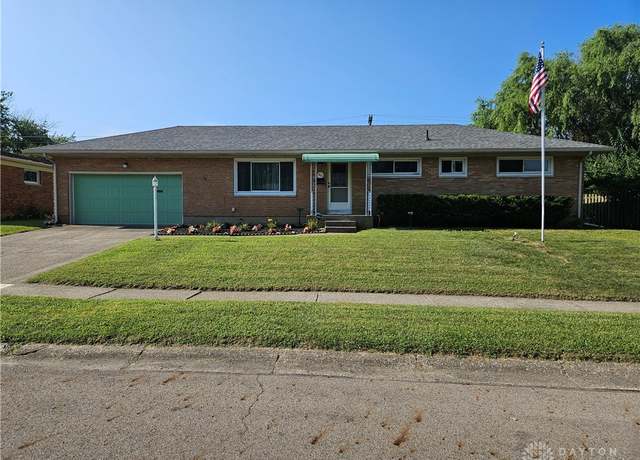 Property at 1621 Biscayne Dr, Springfield, OH 45503, 3 beds, 1.5 baths