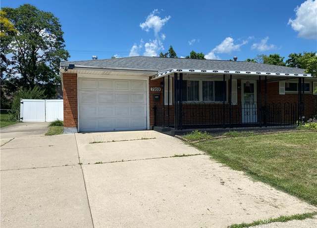 Property at 7959 Blackshear Dr, Dayton, OH 45424, 3 beds, 2 baths