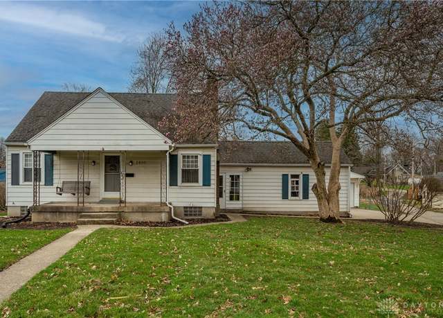 Property at 1496 Melrose Ave, Kettering, OH 45409, 3 beds, 1.5 baths