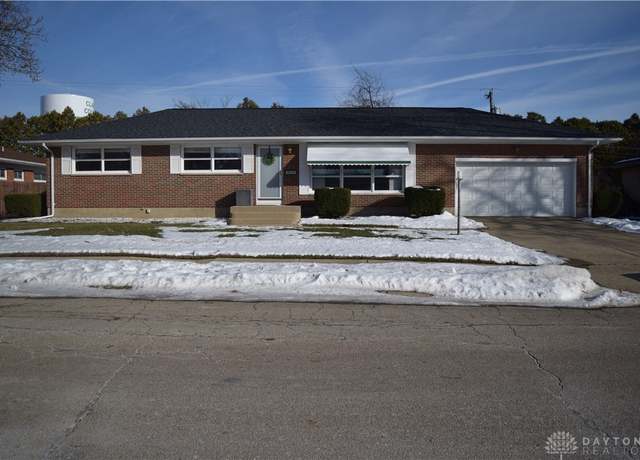 Property at 4834 W Ridgewood Rd, Springfield, OH 45503, 3 beds, 1 bath