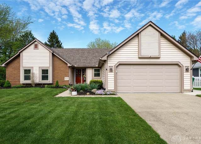 Property at 717 Walden Way, Dayton, OH 45440, 4 beds, 2.5 baths
