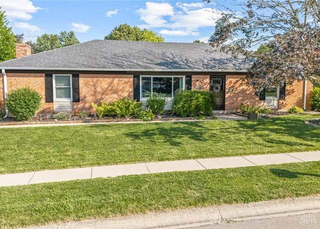 Property at 190 S Tippecanoe Dr, Tipp City, OH 45371, 3 beds, 2 baths