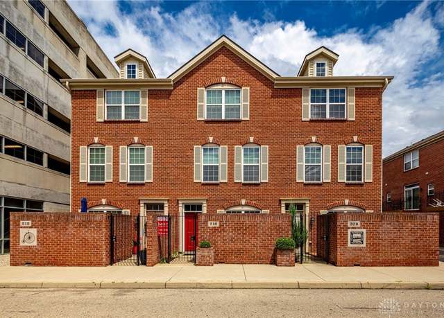 Property at 208 Harries St, Dayton, OH 45402, 2 beds, 1.5 baths
