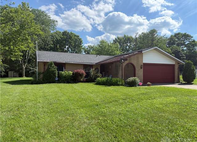 Property at 3189 Windmill Dr, Beavercreek, OH 45432, 3 beds, 2 baths