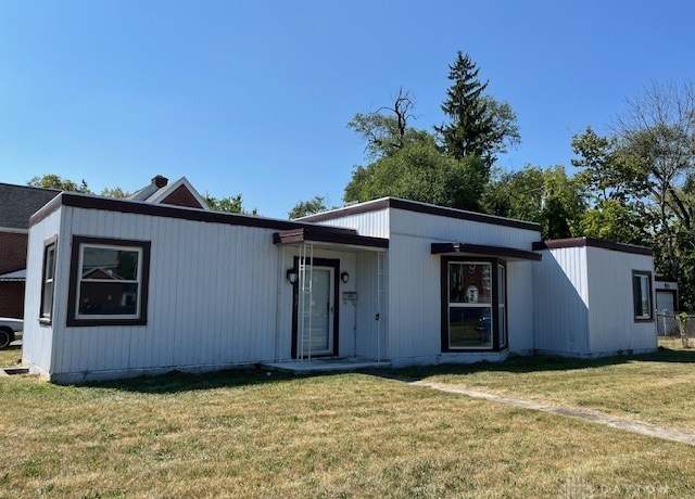 Property at 1521 Philadelphia Dr, Dayton, OH 45406, 3 beds, 2.5 baths