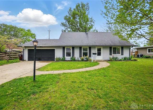 Property at 813 Kenosha Rd, Kettering, OH 45429, 4 beds, 2 baths