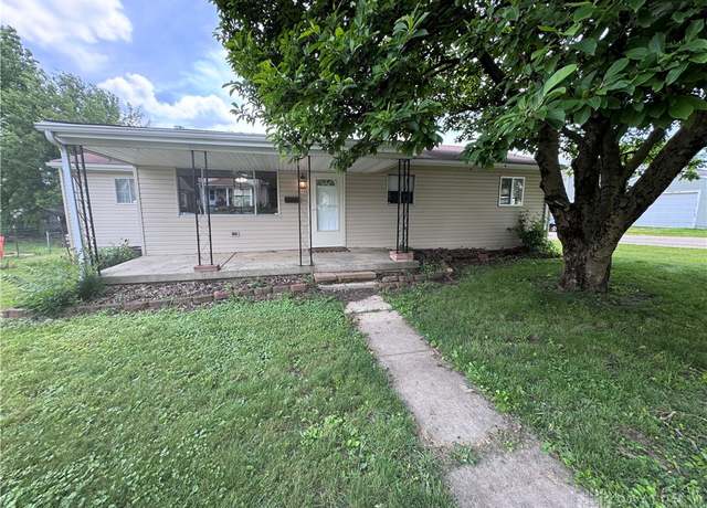 Property at 1803 Prospect St, Springfield, OH 45503, 3 beds, 1 bath
