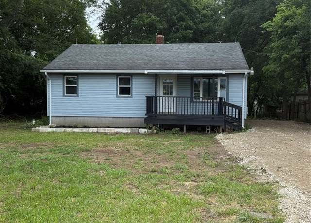 Property at 1068 Hedges Rd, Xenia, OH 45385, 3 beds, 1 bath