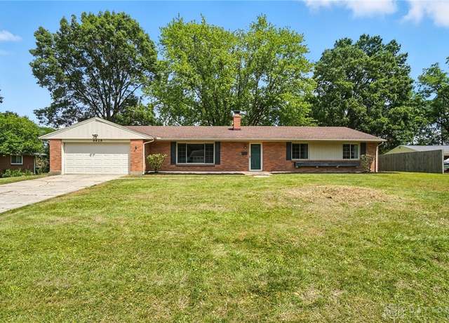 Property at 4928 Arrowhead Dr, Kettering, OH 45440, 4 beds, 2 baths
