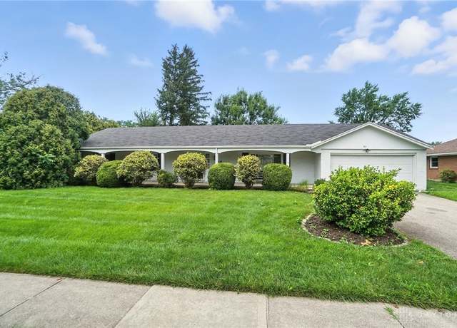 Property at 311 E Franklin St, Centerville, OH 45459, 3 beds, 2 baths
