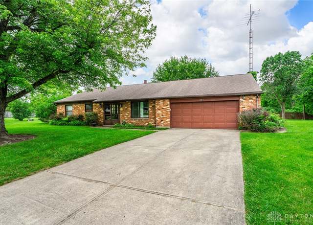 Property at 807 Sue Ln, Dayton, OH 45415, 3 beds, 2 baths